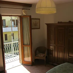 Via Vittoria , Bastia Umbra Italia